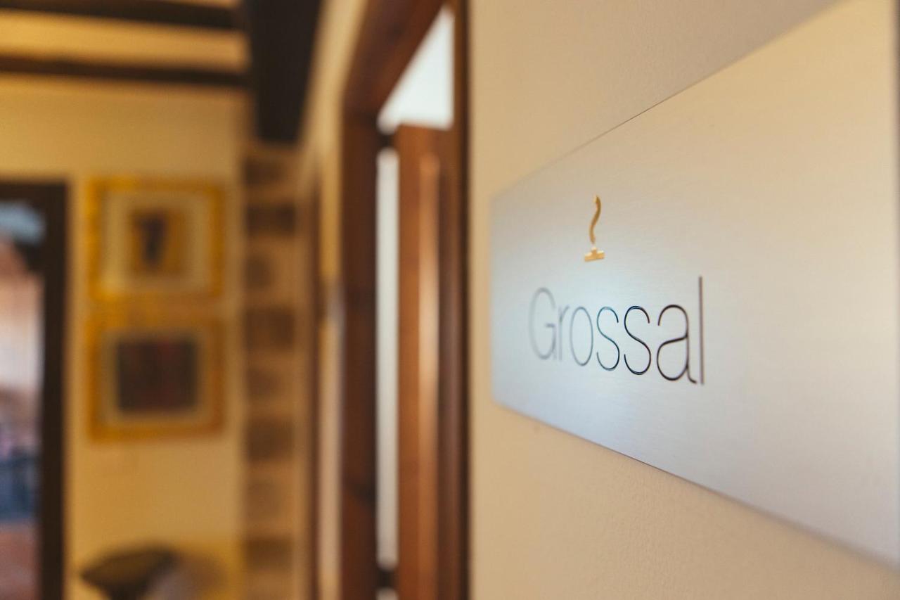 Hotel Cresol كالاسيت المظهر الخارجي الصورة