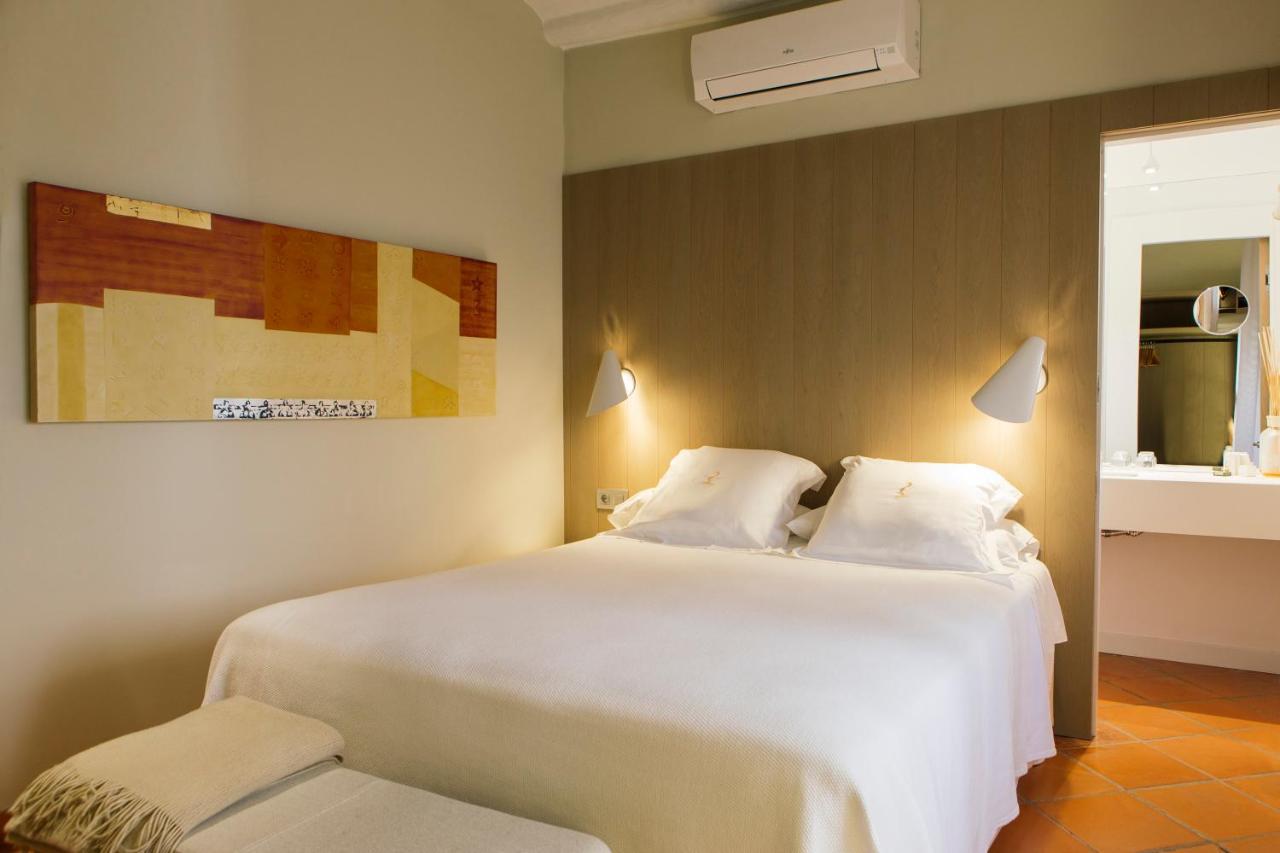 Hotel Cresol كالاسيت المظهر الخارجي الصورة